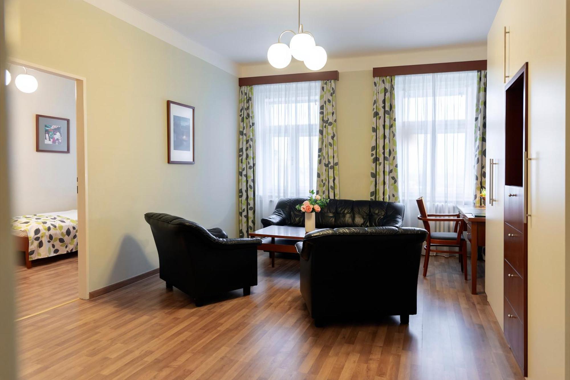 Hotel Orion Прага Экстерьер фото