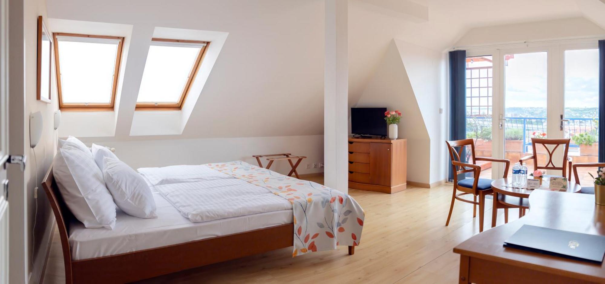 Hotel Orion Прага Экстерьер фото